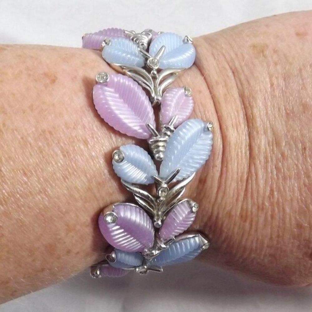 Vintage 1950s Marboux Signed Thermoset Link Bracelet by Boucher